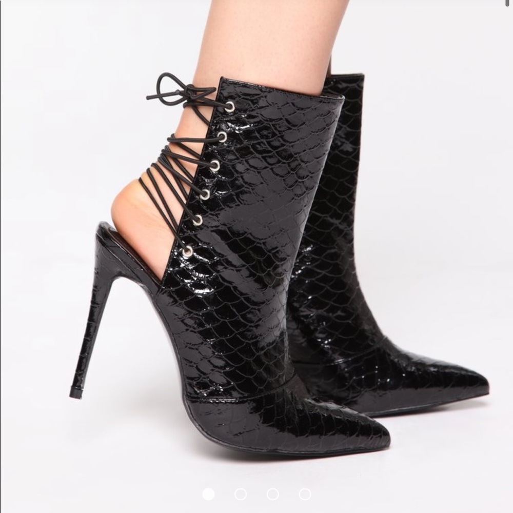 Fast Lane Bootie - Black